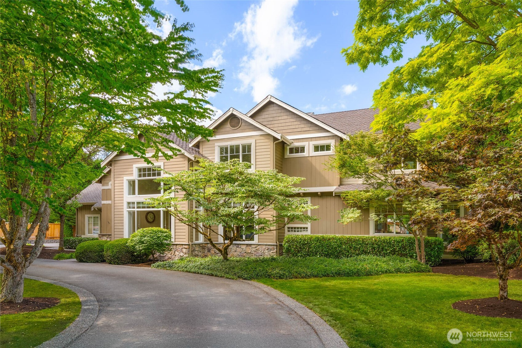 17110 NE 183rd Place, Woodinville, WA 98072