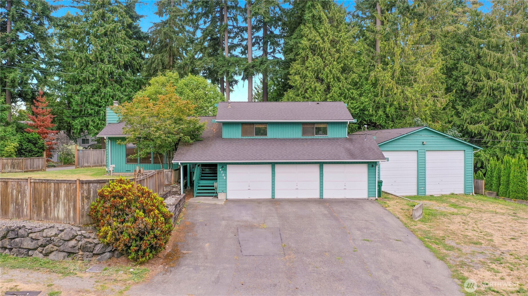 4726 PICNIC POINT RD, Edmonds, WA 98026