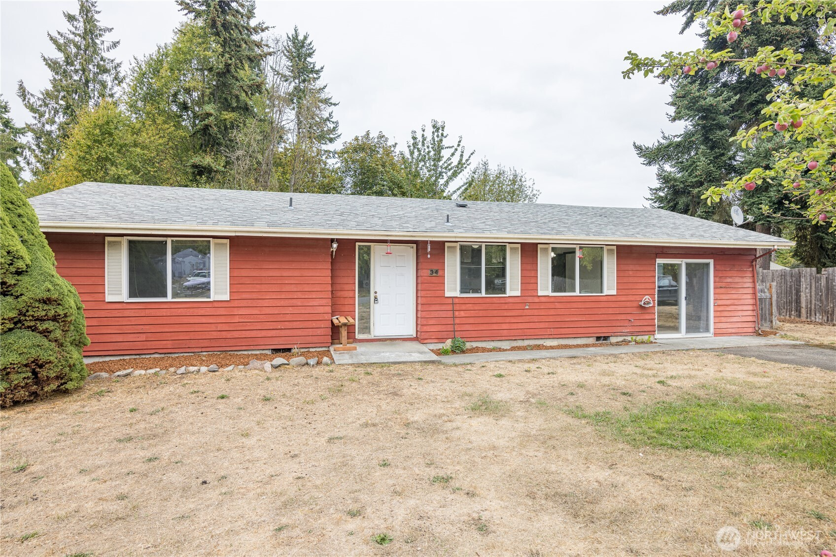 34 Wall St, Port Angeles, WA 98362
