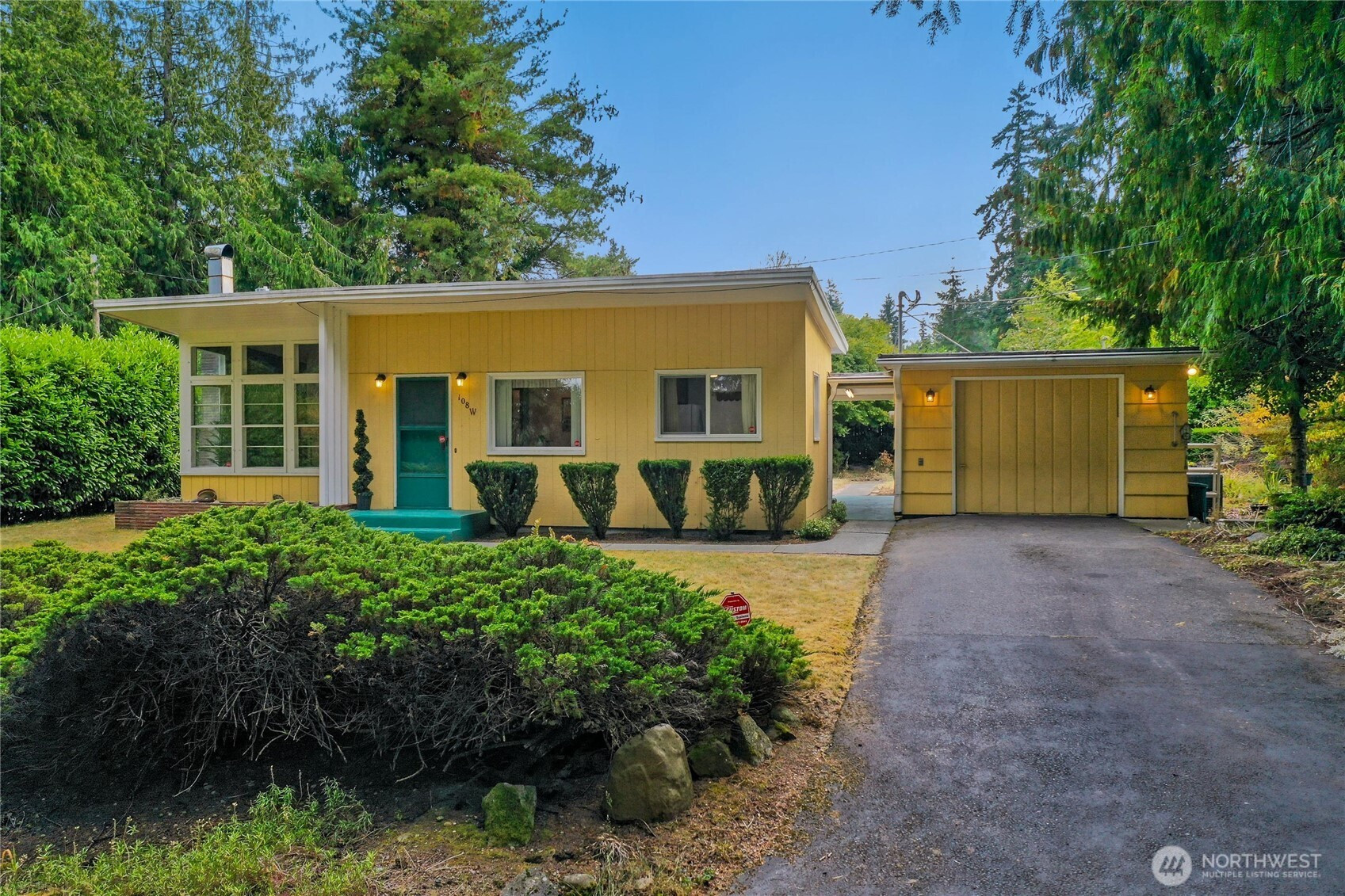 108 Sunnyhill Road W, Bremerton, WA 98312