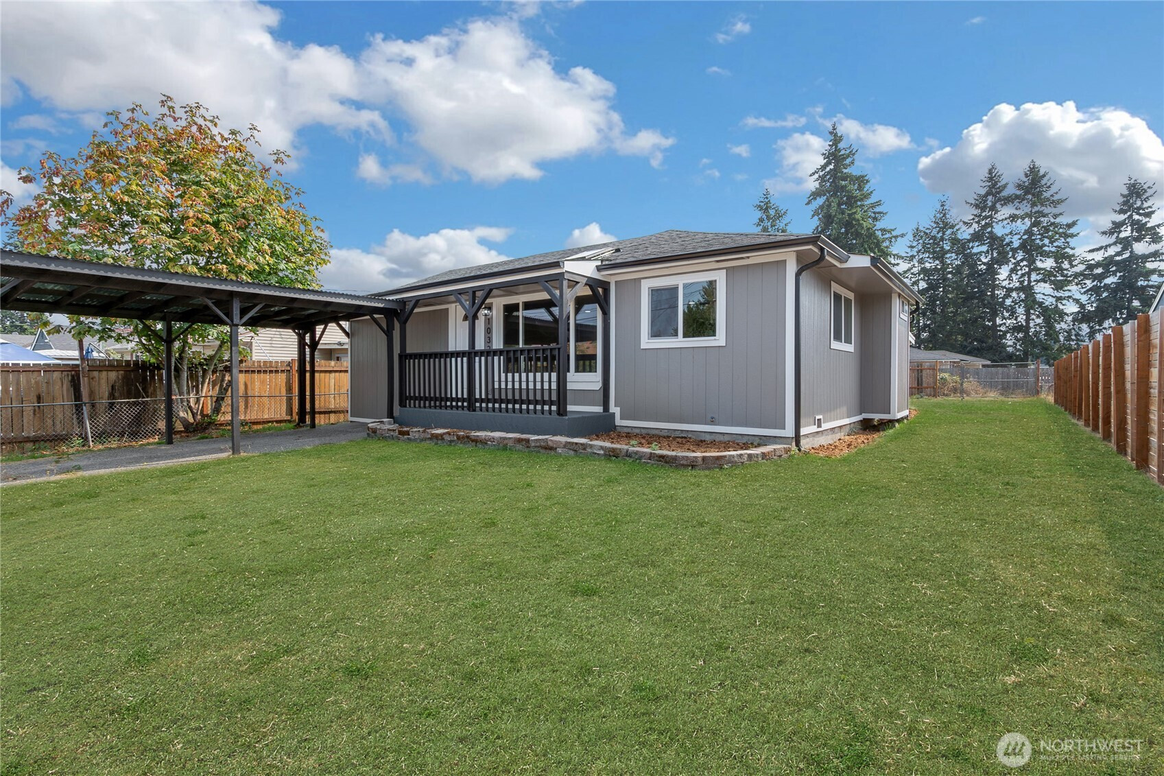 1032 111th Street S, Tacoma, WA 98444