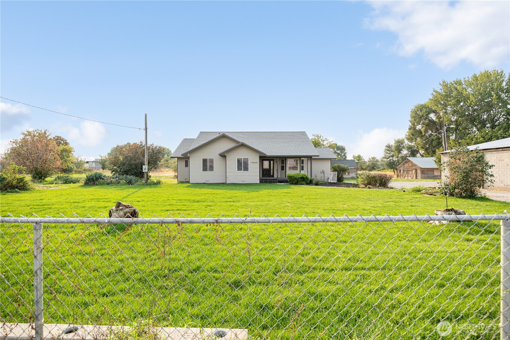 100608 W Old Inland Empire Hwy, Prosser, WA 99350