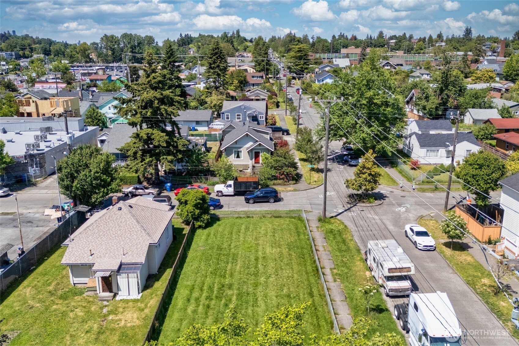 3827 S Morgan Street, Seattle, WA 98118