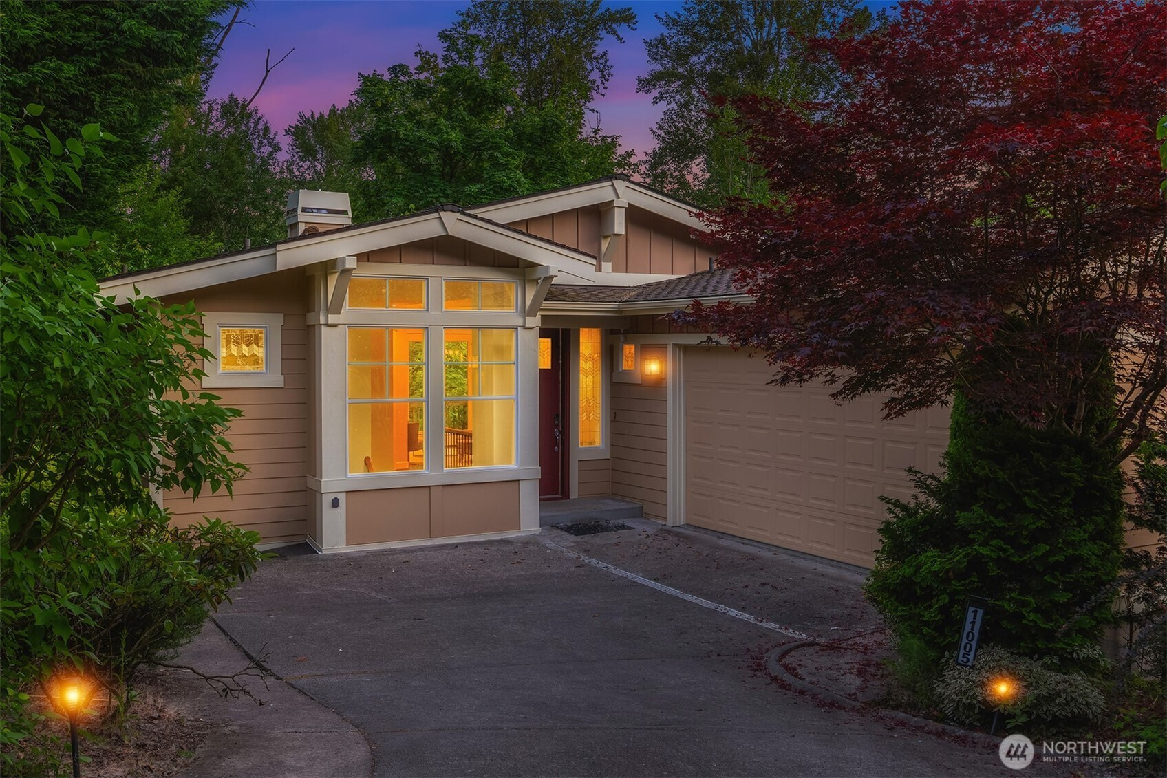 11005 NE 100th Place, Kirkland, WA 98033