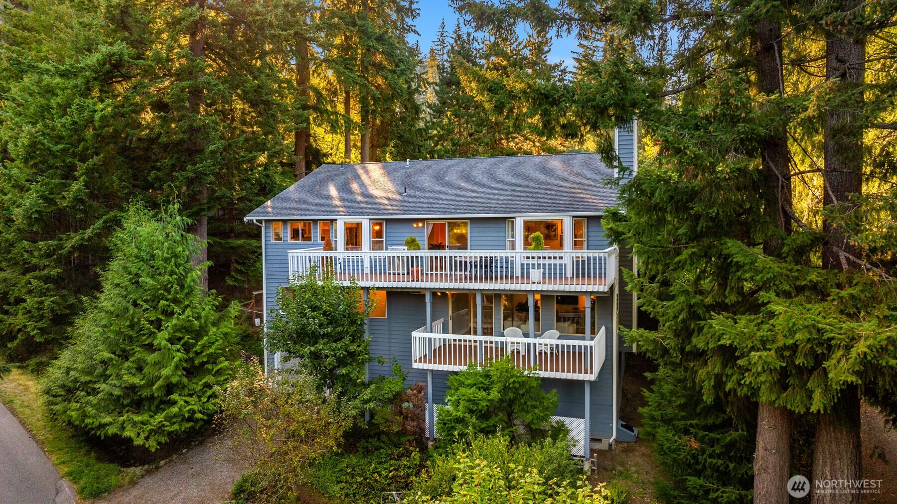10 Bogey Ln, Bellingham, WA 98229