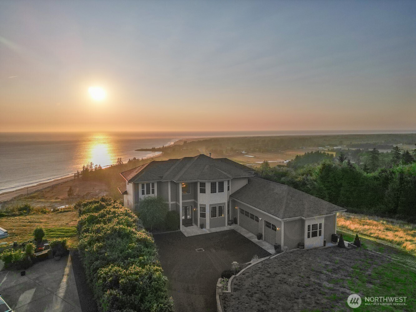 1525 PANORAMIC Lane, Tokeland, WA 98590