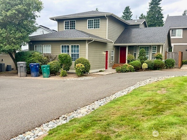 13111 136th Avenue NE, Kirkland, WA 98034
