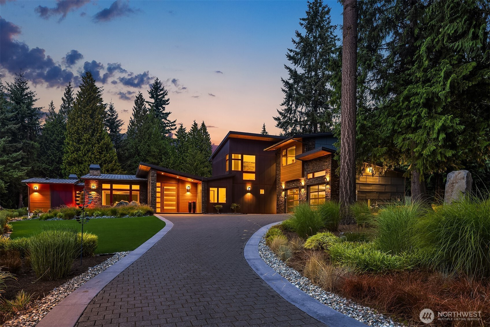 14832 NE 195th Street, Woodinville, WA 98072