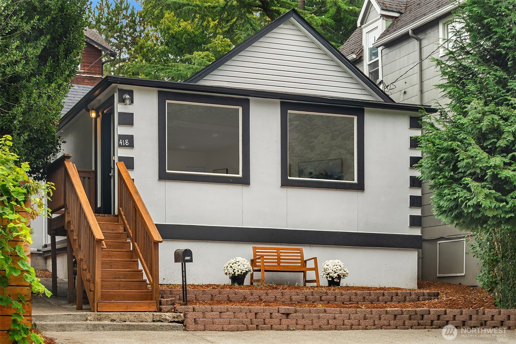 418 22nd Avenue, Seattle, WA 98122
