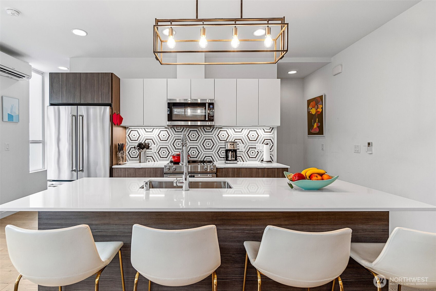 9045 Mary Avenue NW, Seattle, WA 98117