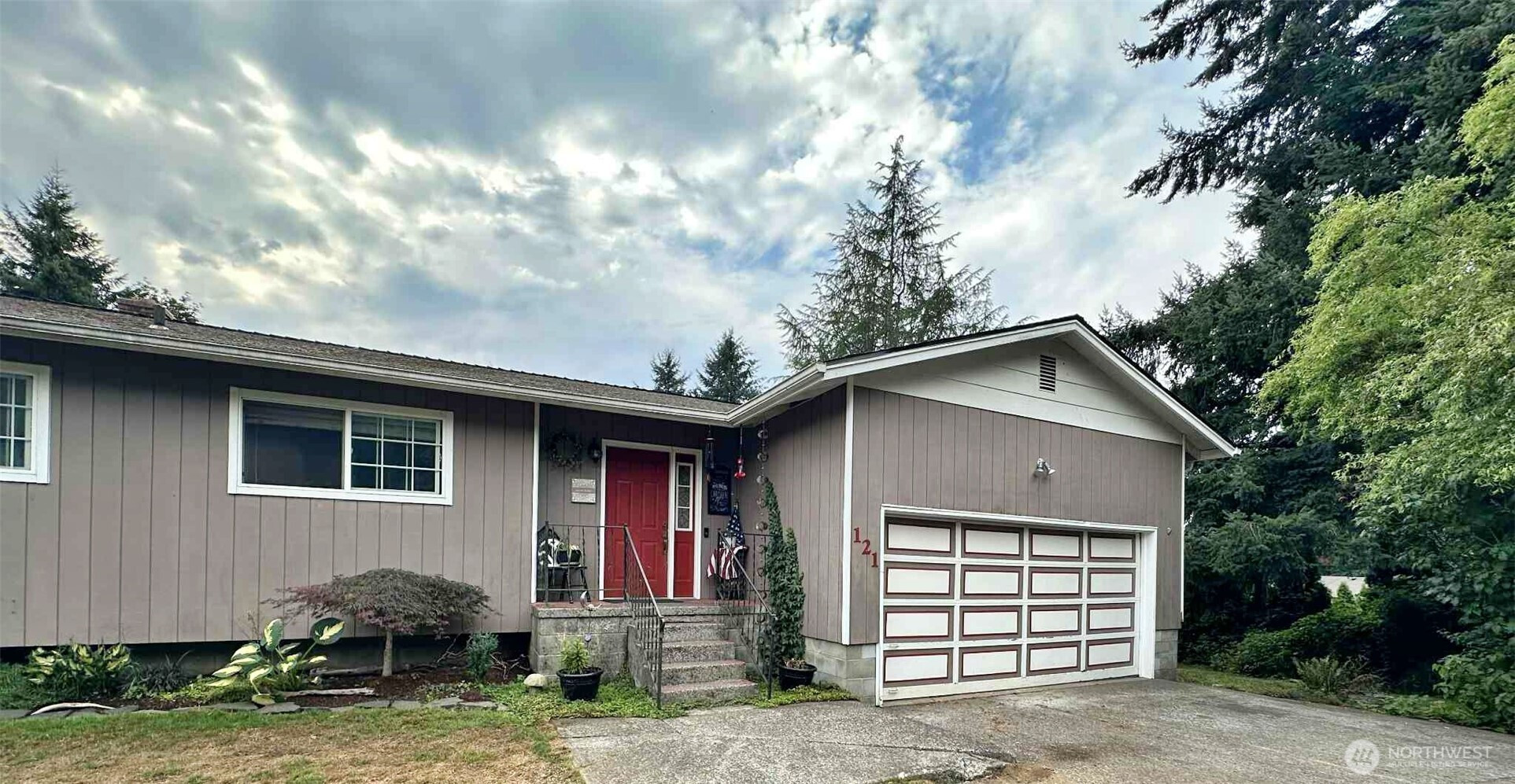 121 Pleasant View Drive, Morton, WA 98356