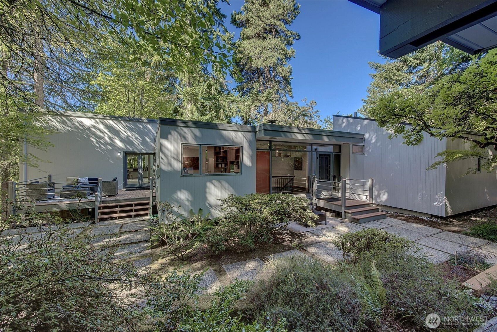 4230 W Mercer Way, Mercer Island, WA 98040