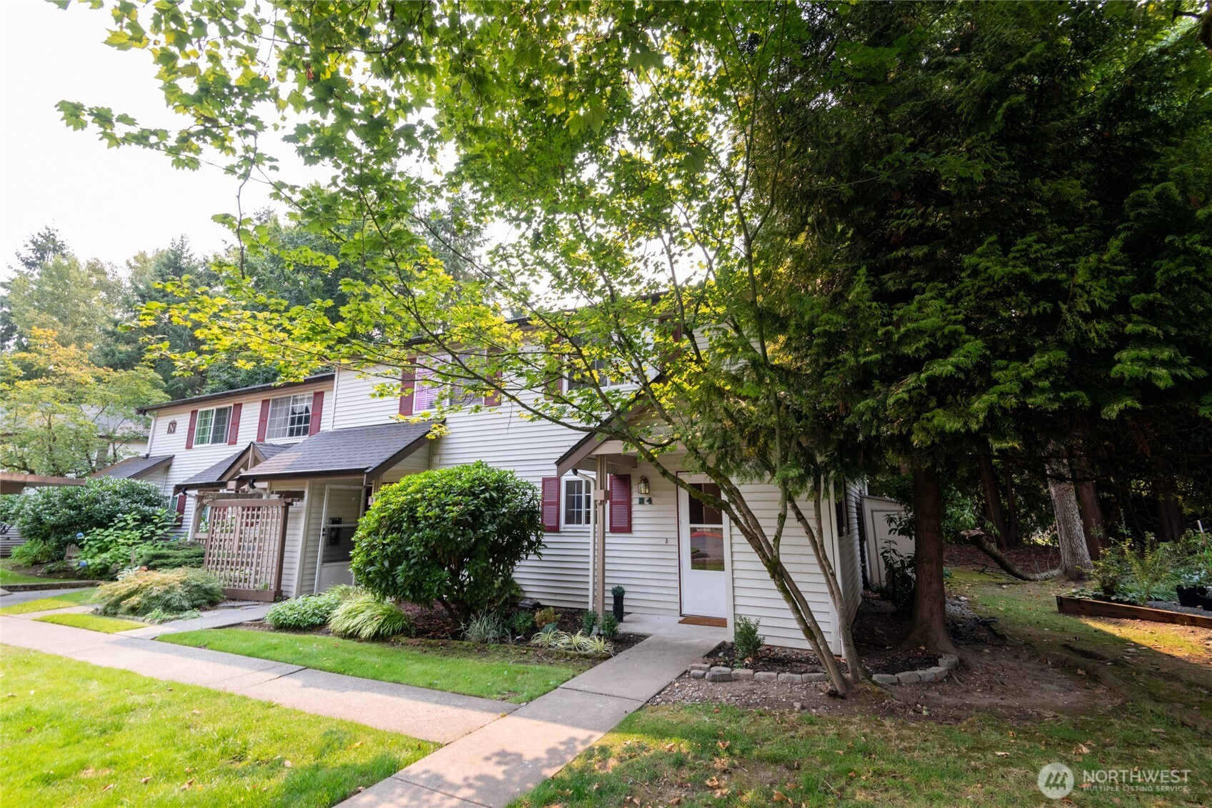 15600 116th Avenue NE, Bothell, WA 98011