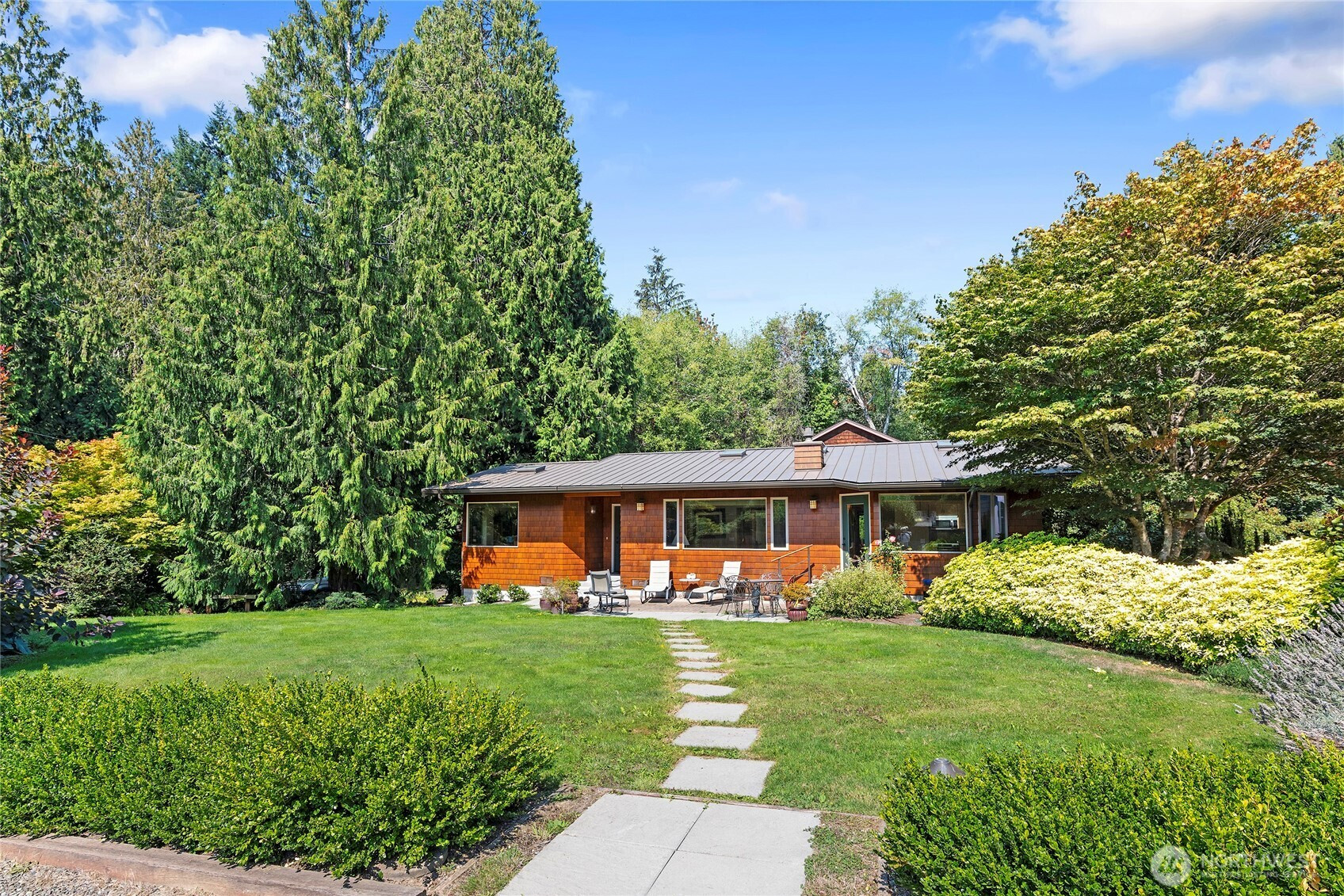 20866 Kingston Street NE, Indianola, WA 98342