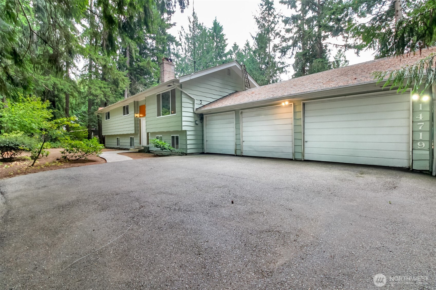 14719 106th Avenue Ct E, Puyallup, WA 98374