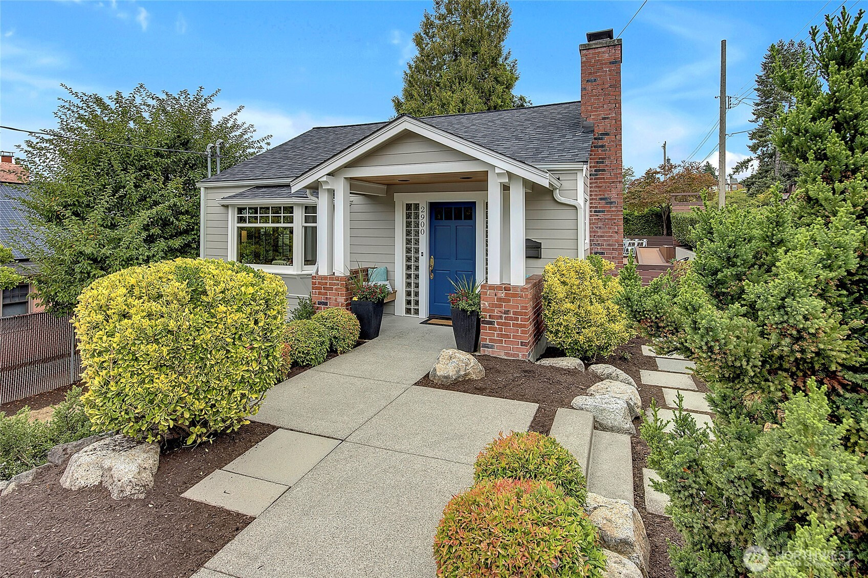 2900 W Newton Street, Seattle, WA 98199