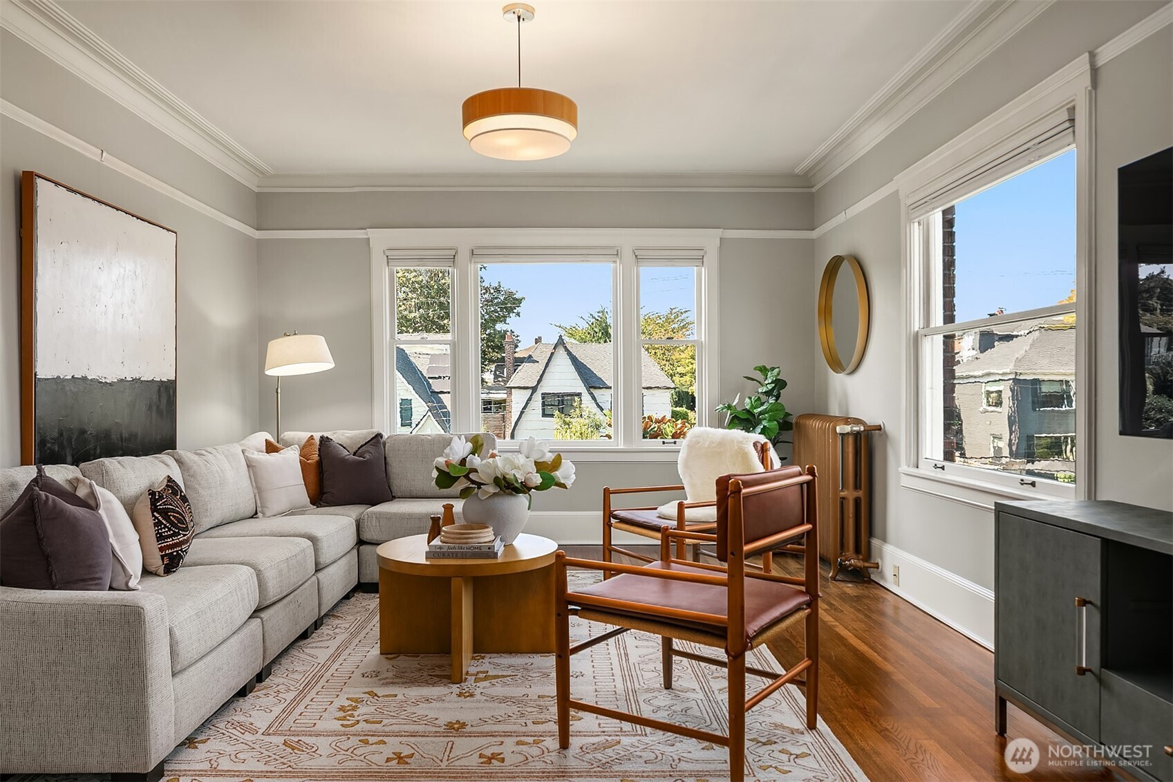 1902 Bigelow Avenue N, Seattle, WA 98109