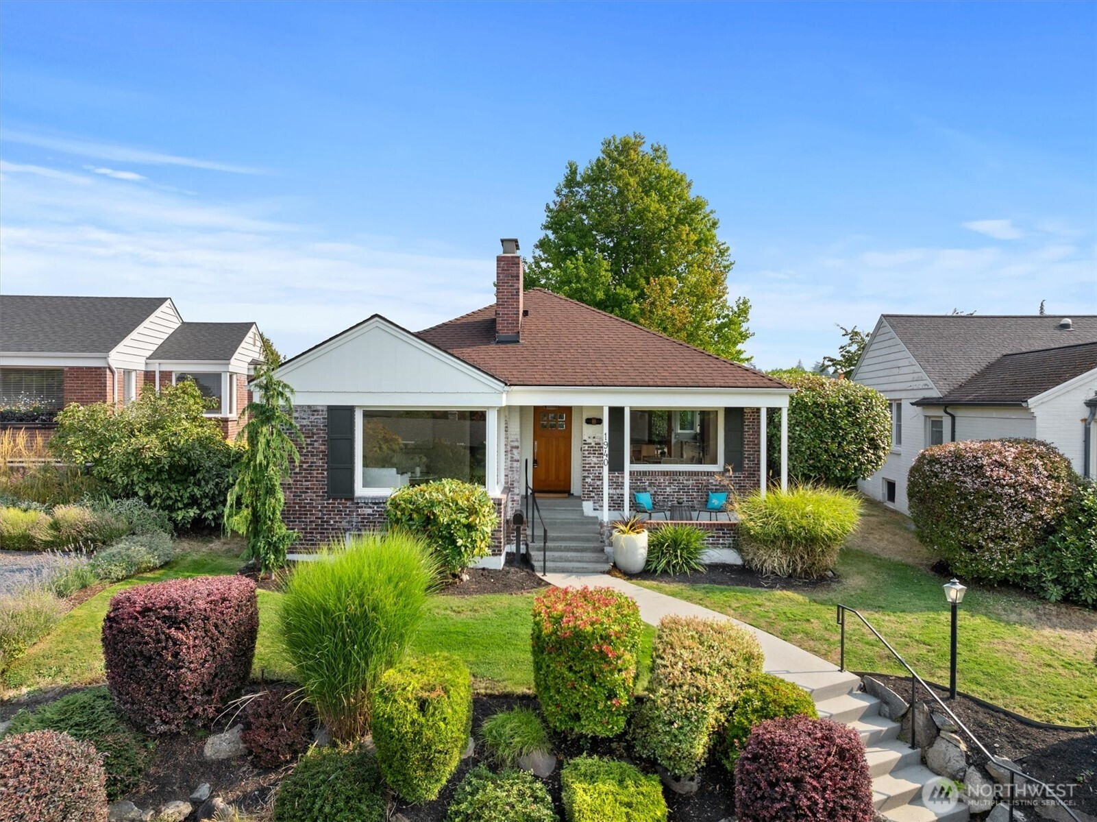 1940 Edgemont Place W, Seattle, WA 98199