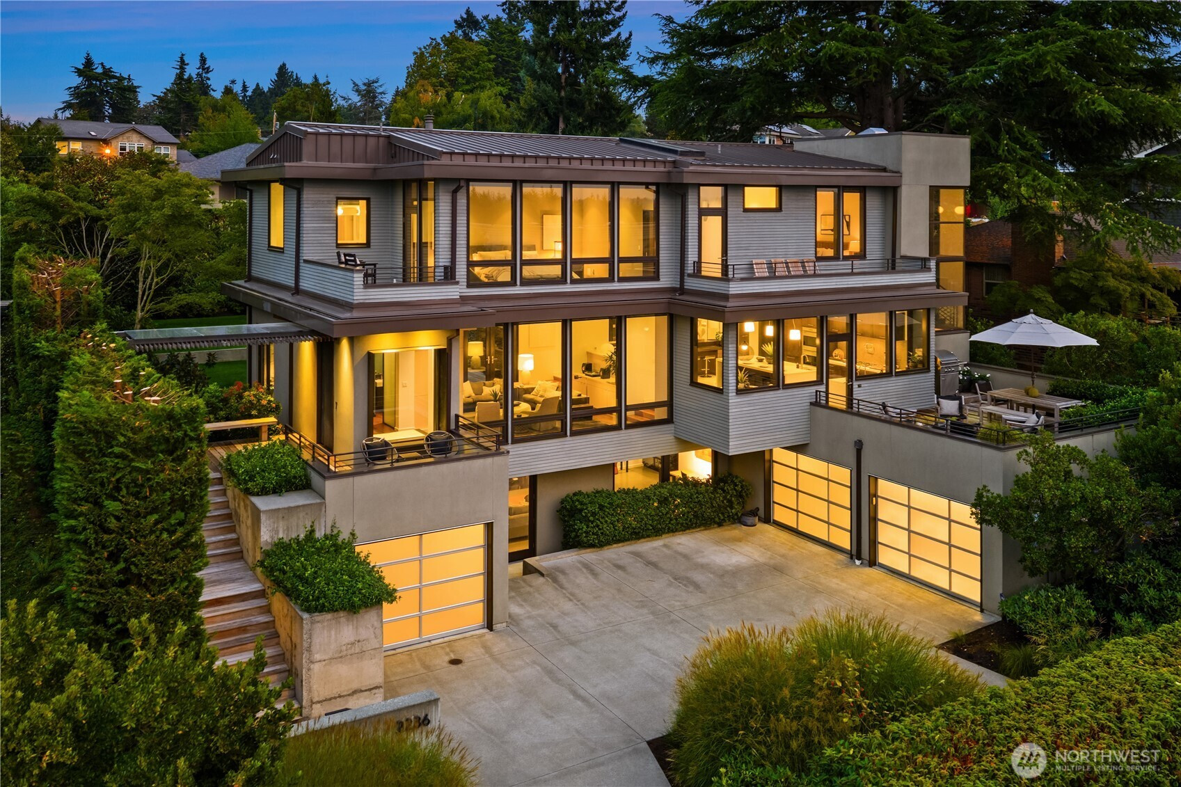 2236 66th Avenue SE, Mercer Island, WA 98040