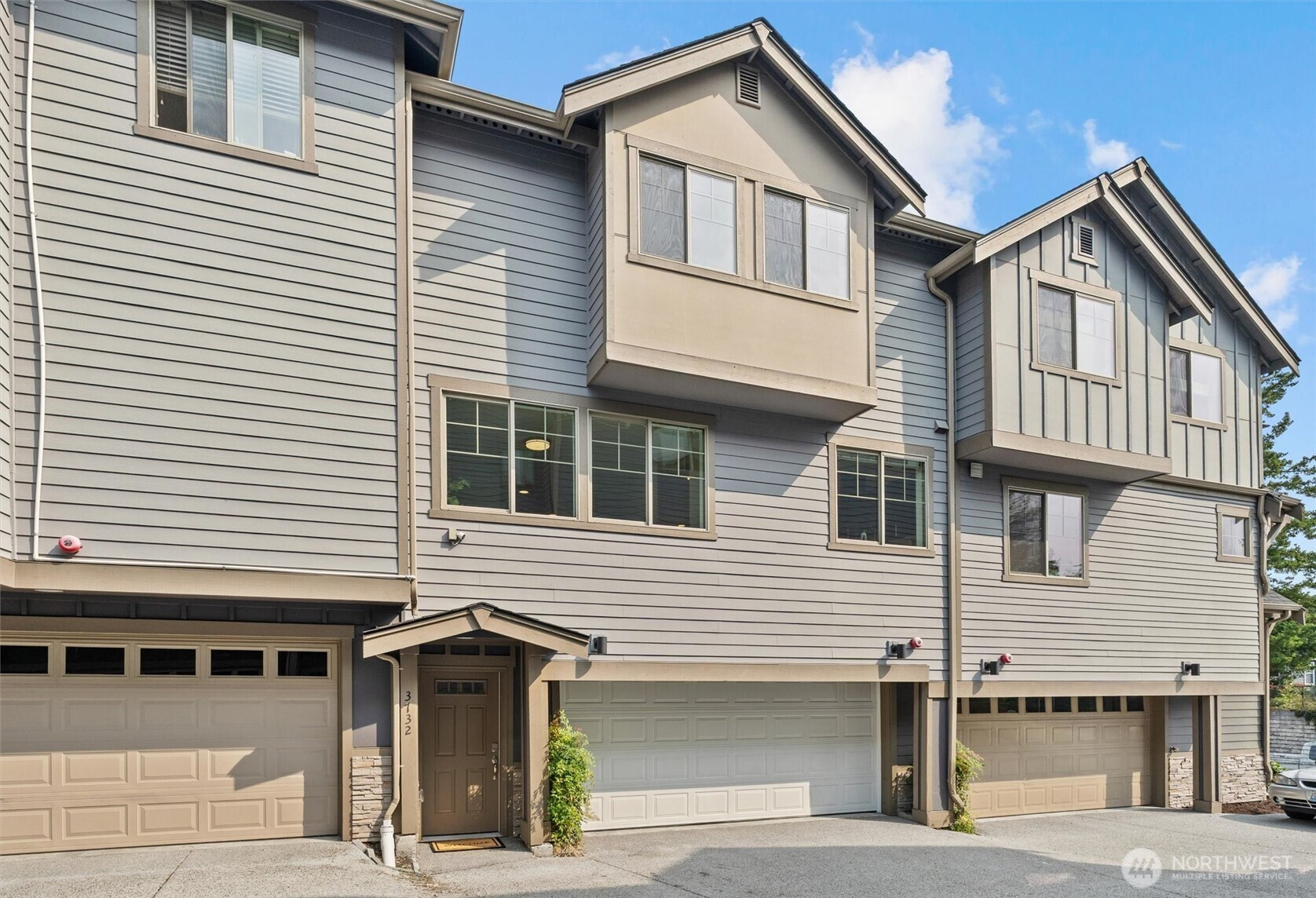 3732 Southcenter Boulevard, Tukwila, WA 98188