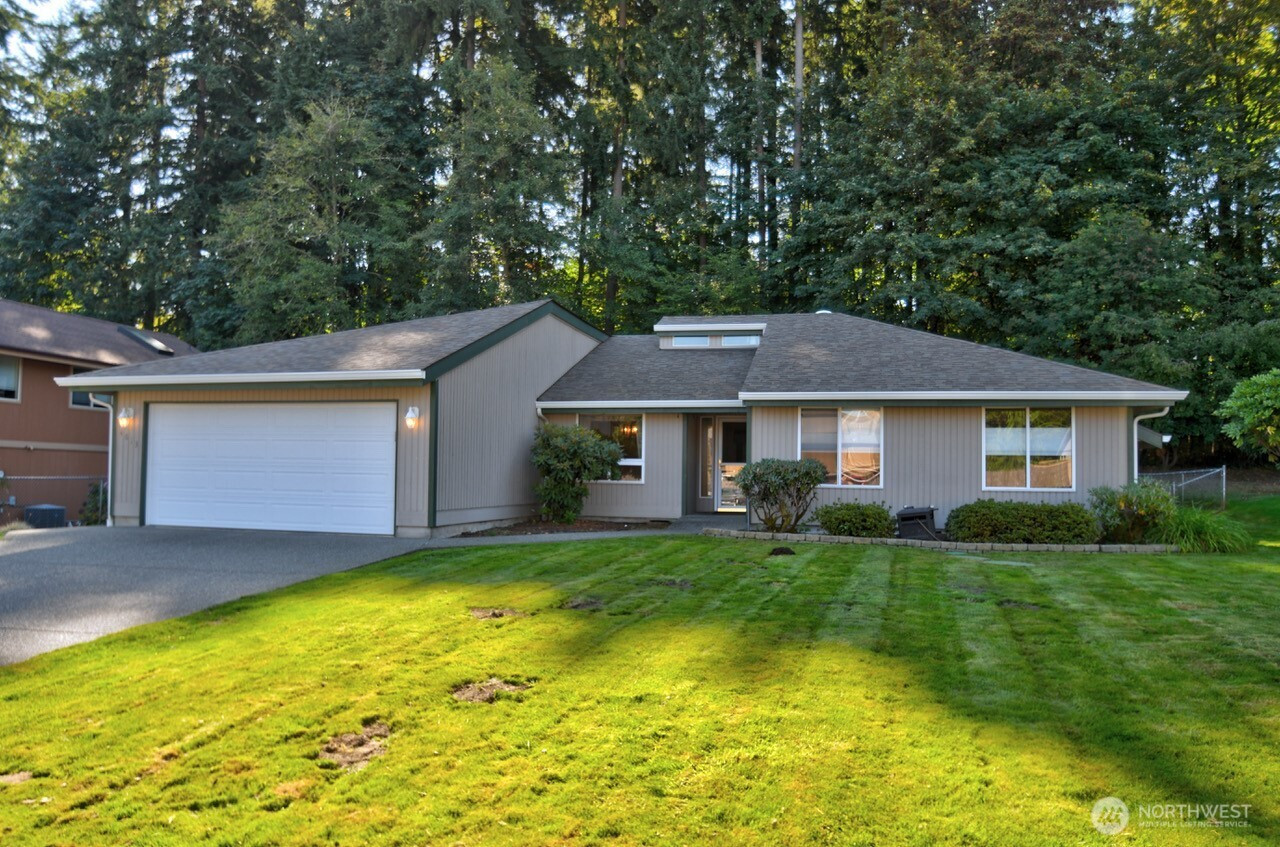 4613 7th Avenue NE, Lacey, WA 98516