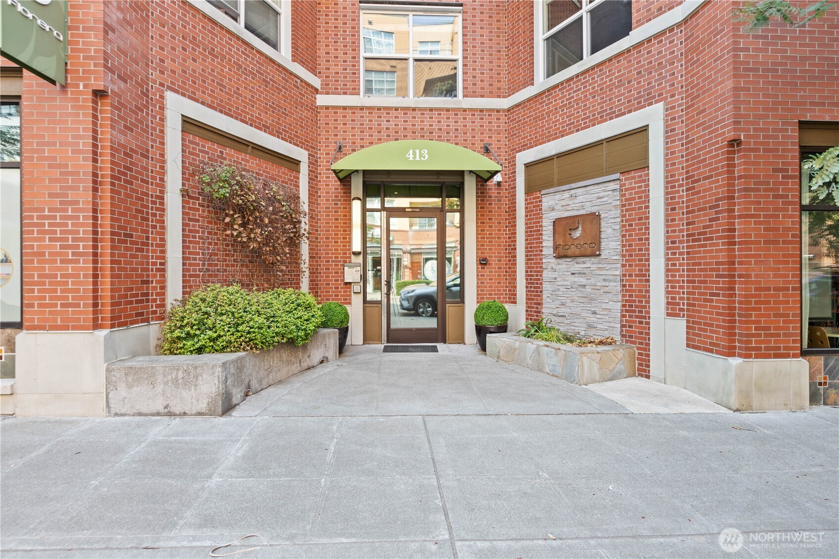 413 NE 70th Street, Seattle, WA 98115