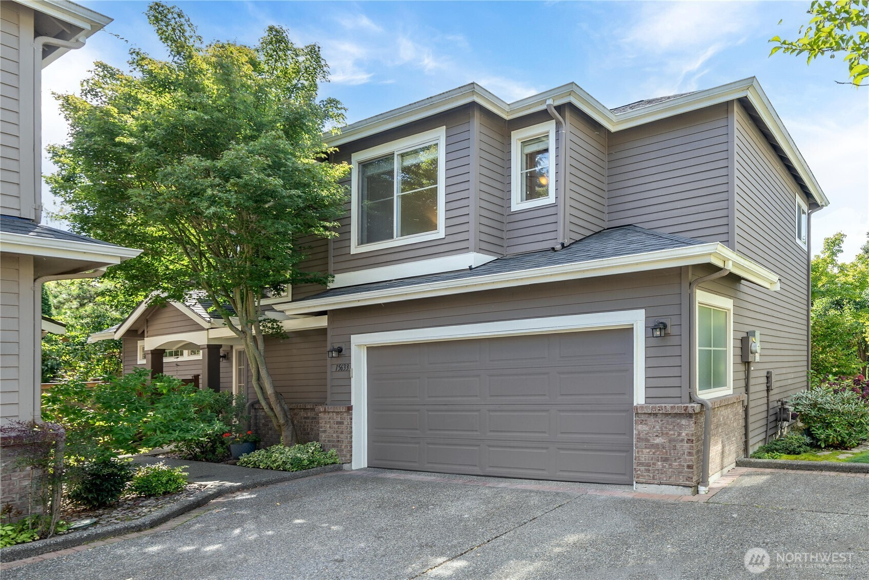 15633 NE 95th Way, Redmond, WA 98052