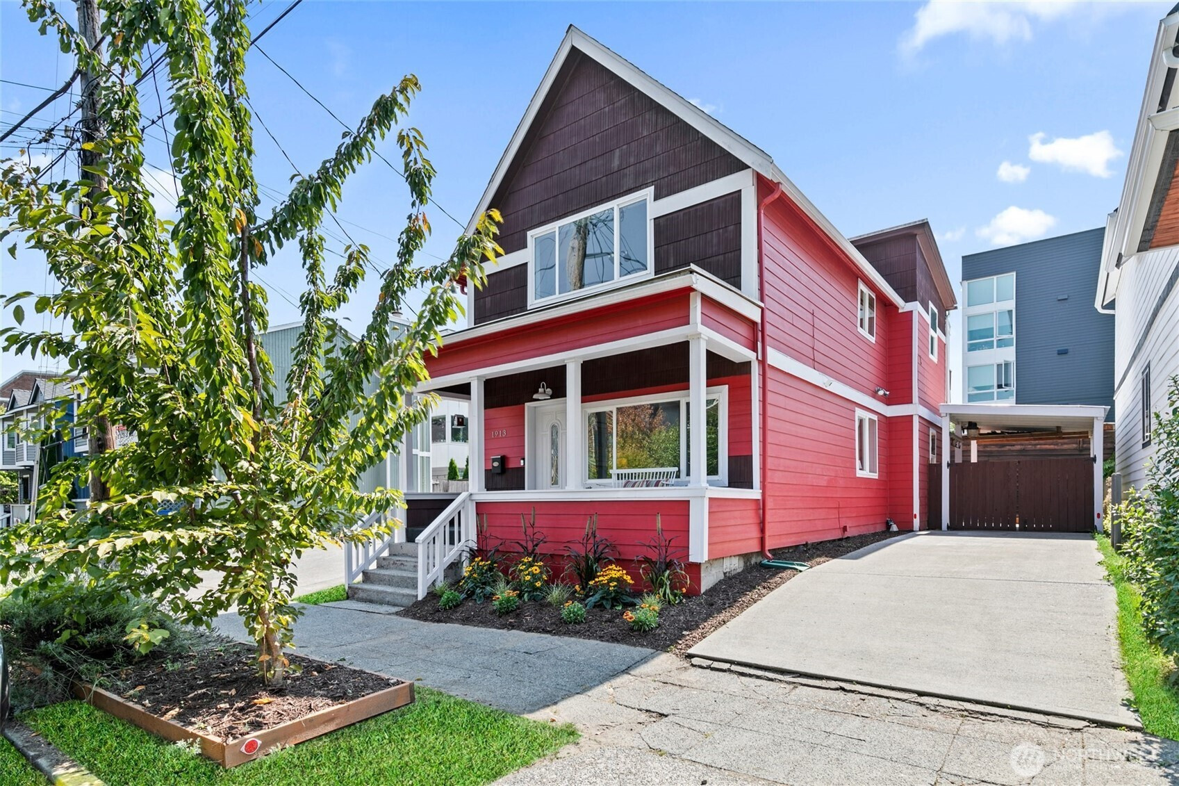 1913 E Spruce Street, Seattle, WA 98122