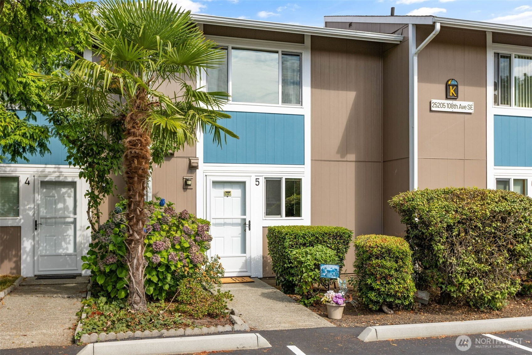 25205 108th Avenue SE, Kent, WA 98030