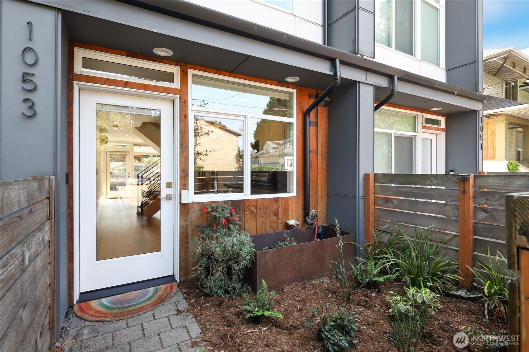 1053 S Cloverdale Street, Seattle, WA 98108
