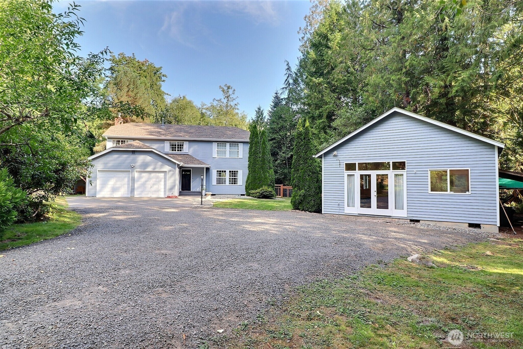5578 Lynwood Center Road NE, Bainbridge Island, WA 98110