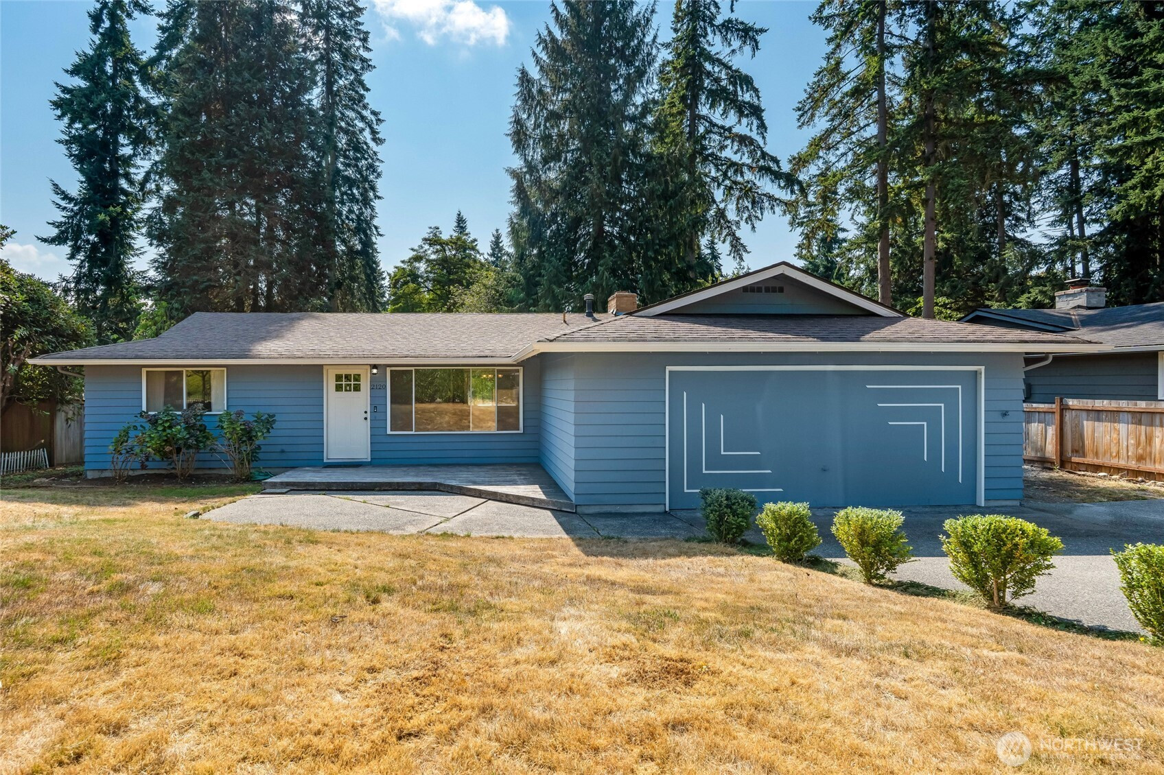2120 208th Street SW, Lynnwood, WA 98036