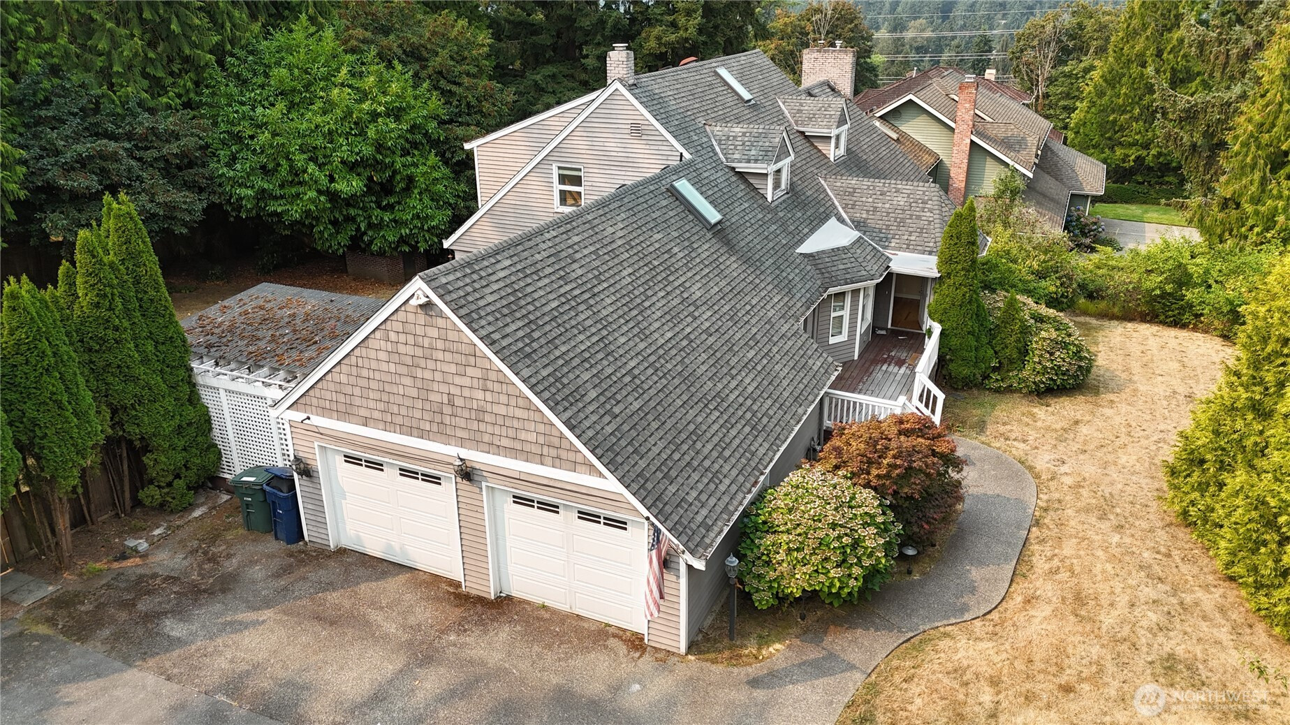 13649 Main St, Bellevue, WA 98005