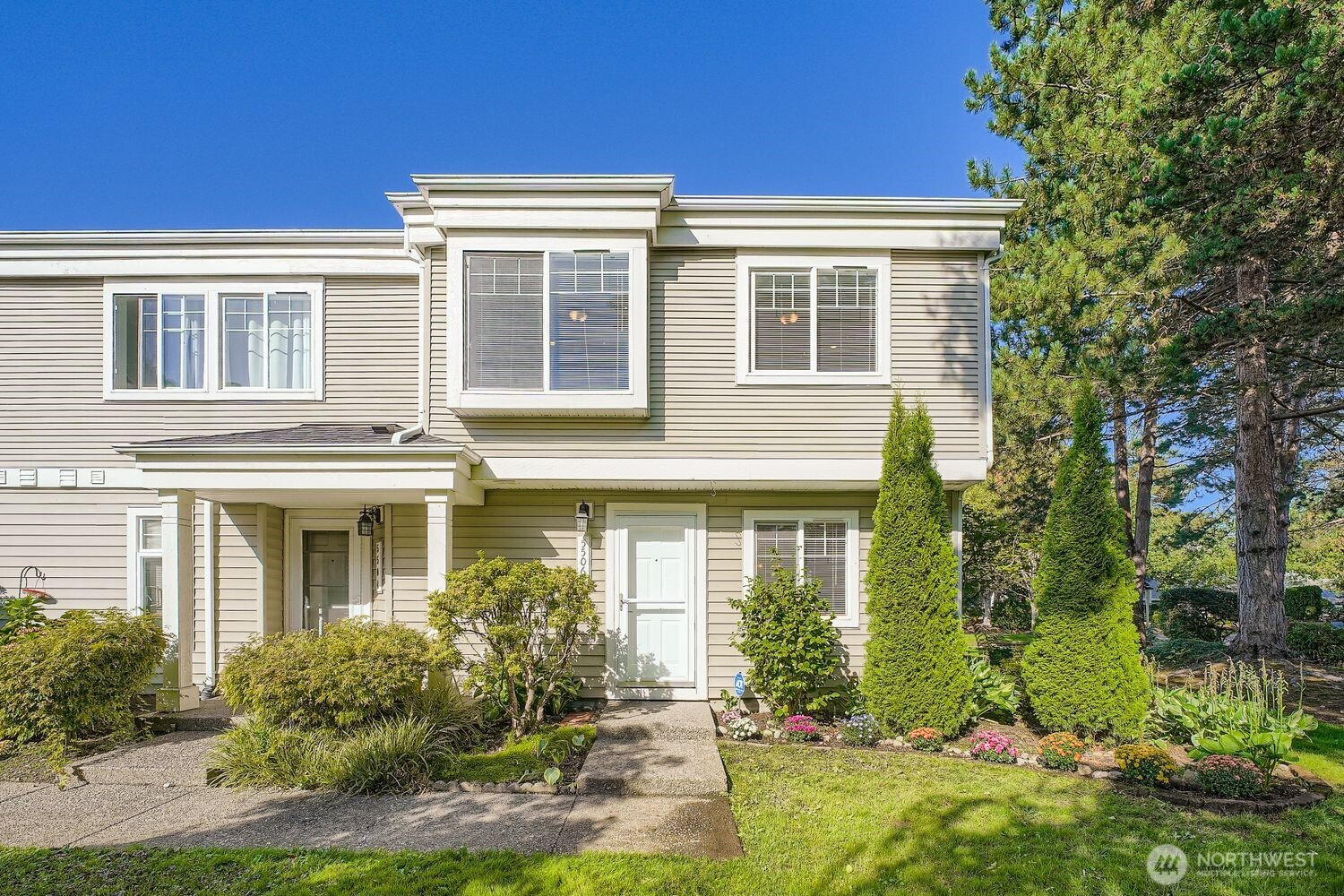 5506 S 237th Pl. Unit 4 #4 Place, Kent, WA 98032