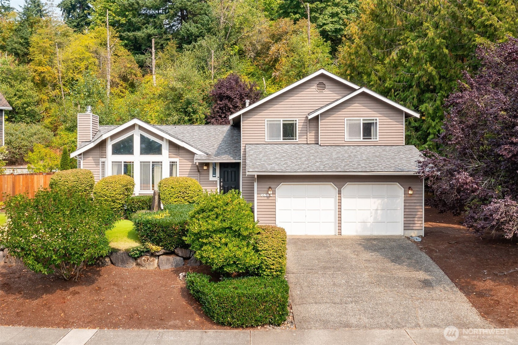 7504 134th Avenue SE, Newcastle, WA 98059