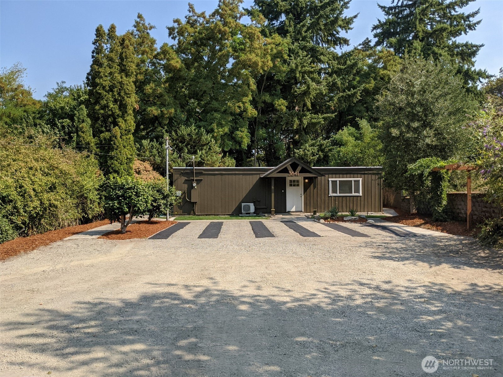3641 E Portland Avenue, Tacoma, WA 98404