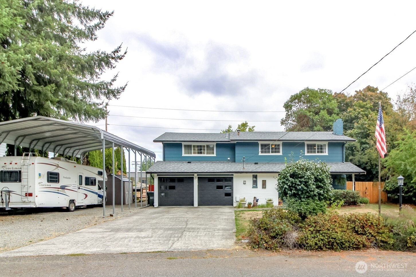 210 Shadow Lane NE, Olympia, WA 98506