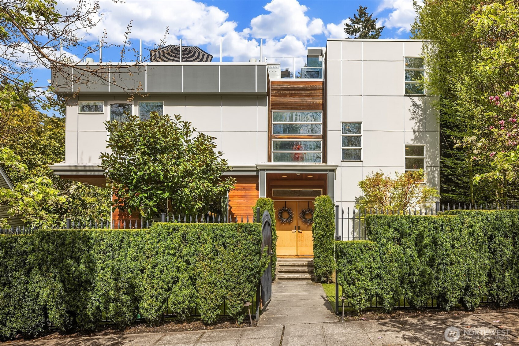3344 E Republican Street, Seattle, WA 98112
