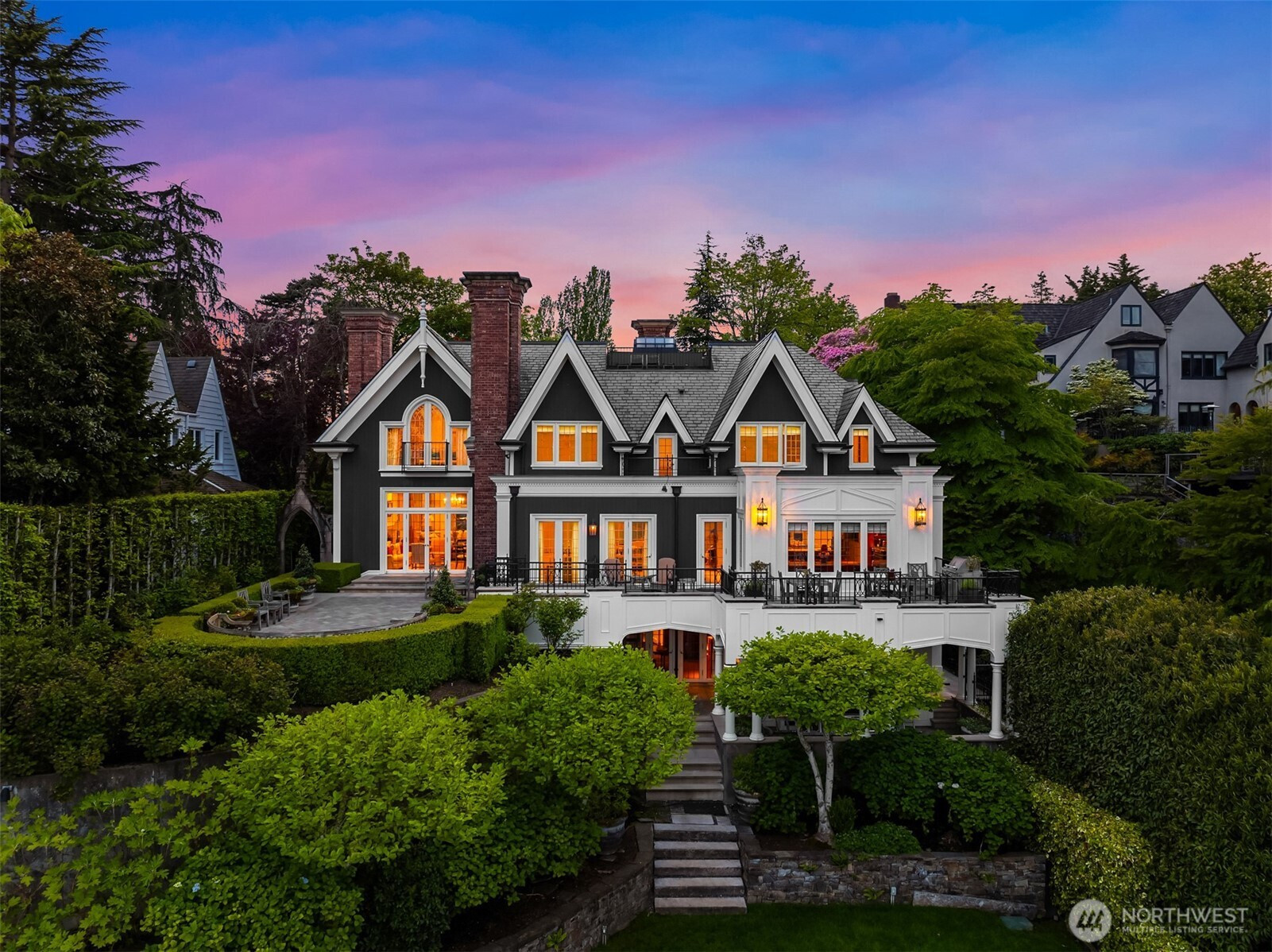 530 36th Avenue E, Seattle, WA 98112