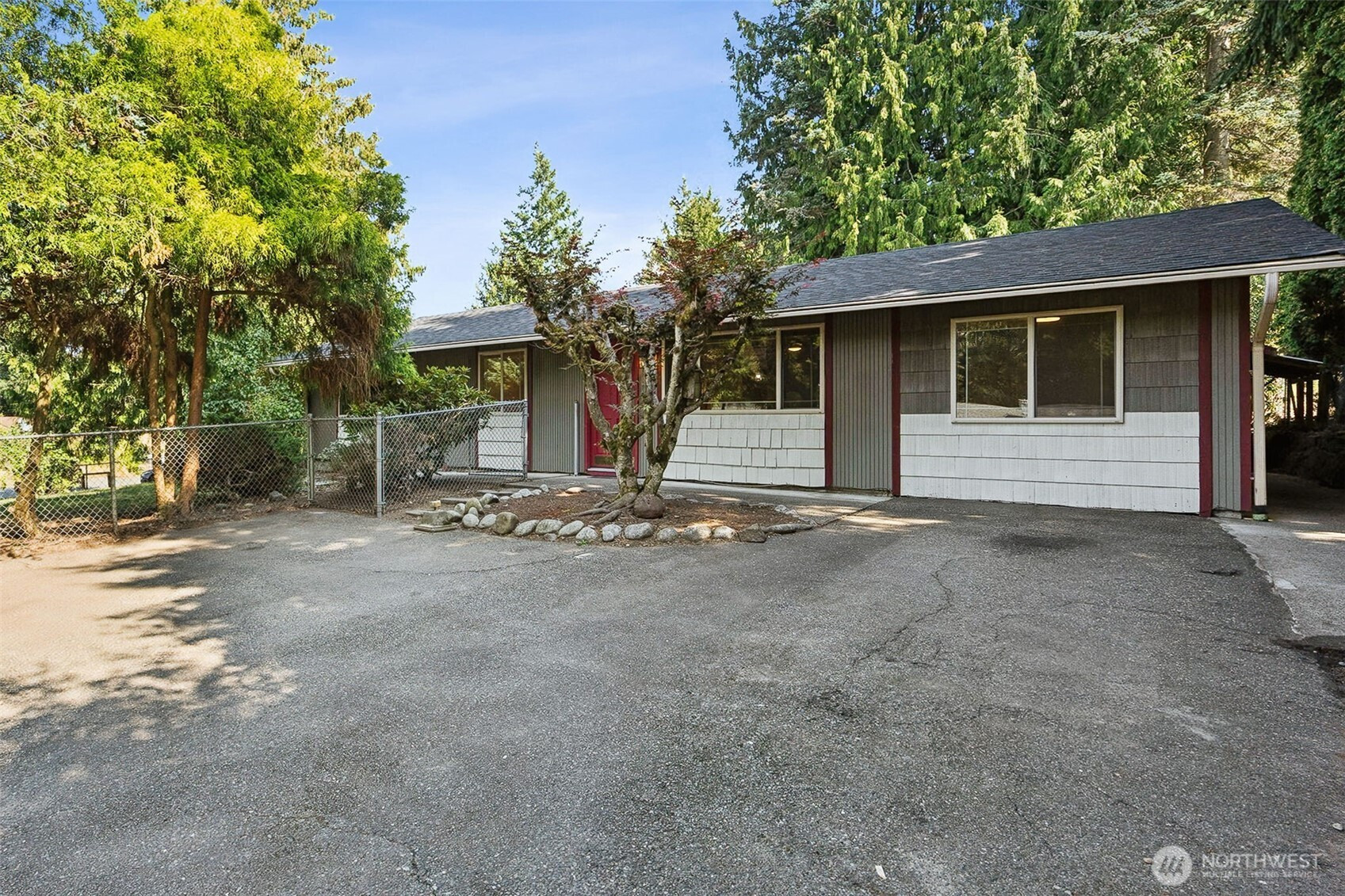 2515 Olympic Blvd, Puyallup, WA 98374