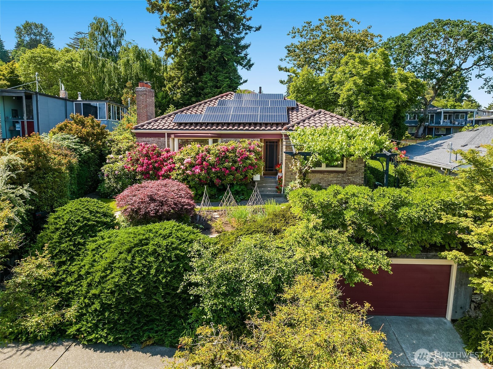 6045 Seward Park Avenue S, Seattle, WA 98118