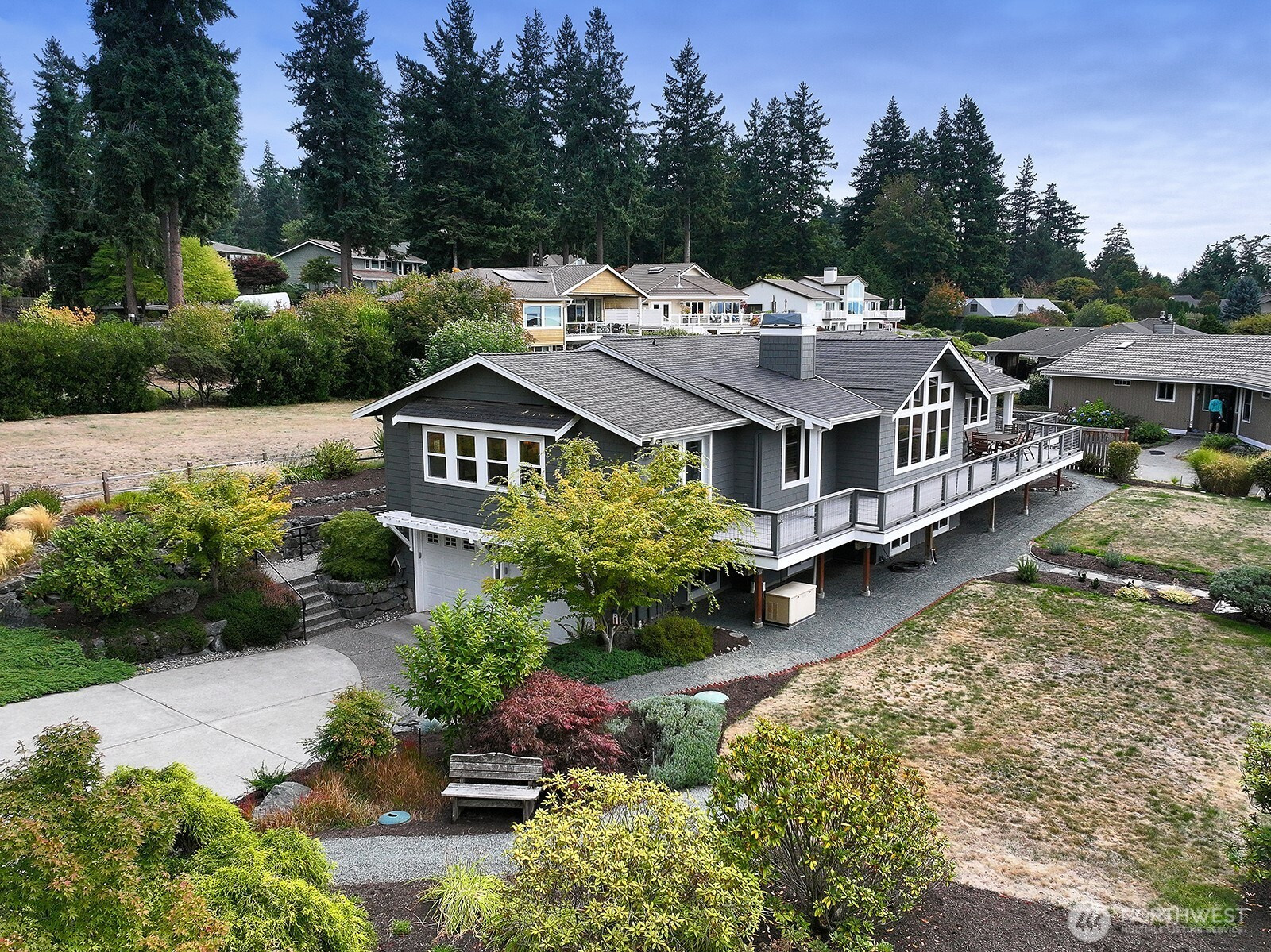 6292 Sahalee Court, Clinton, WA 98236