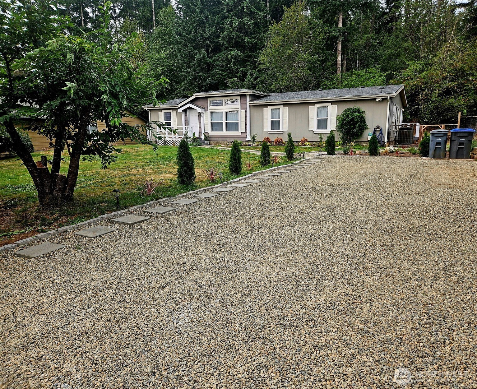 61 NE Larson Lake Lane, Belfair, WA 98528