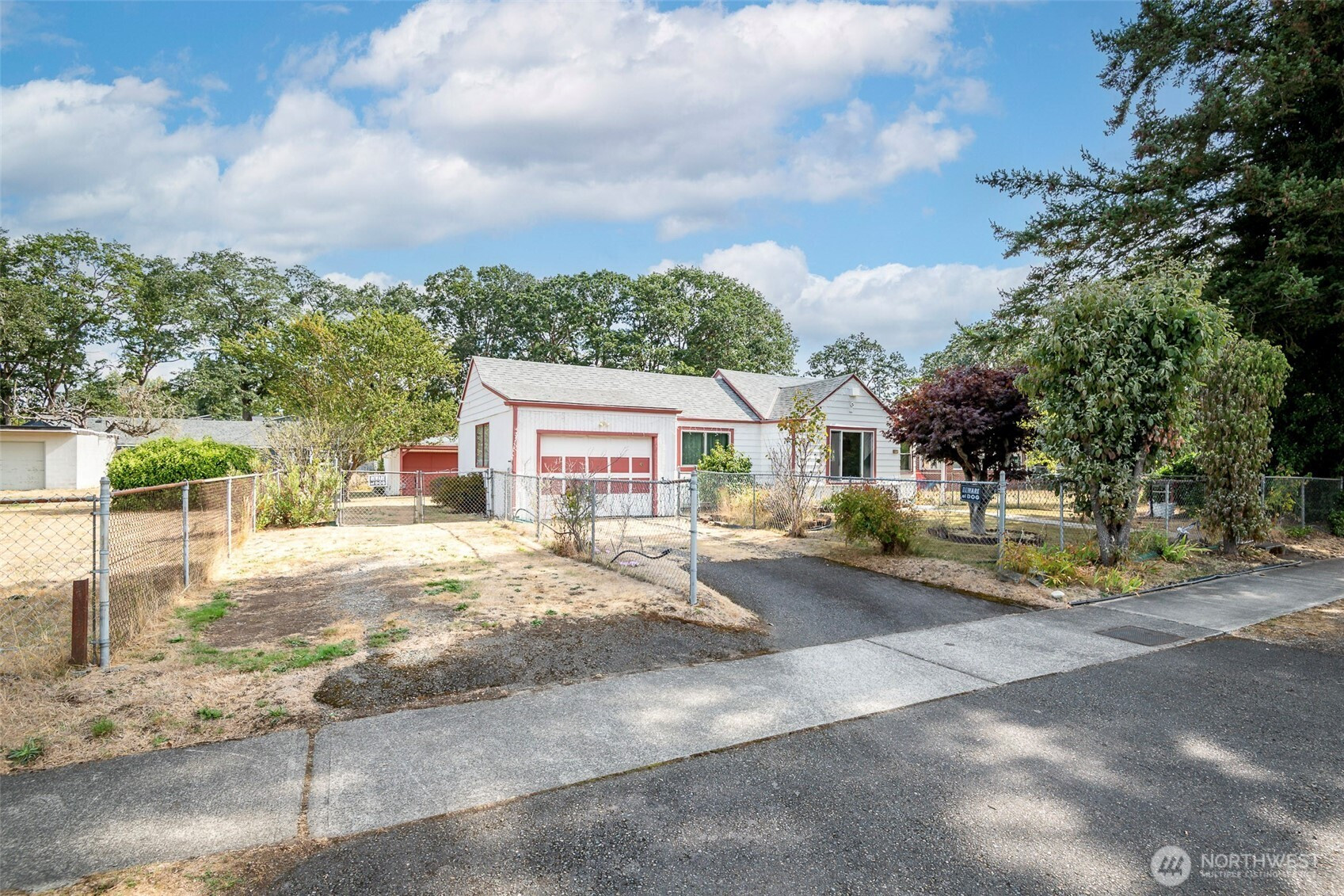 8207 Lake Street SW, Lakewood, WA 98498