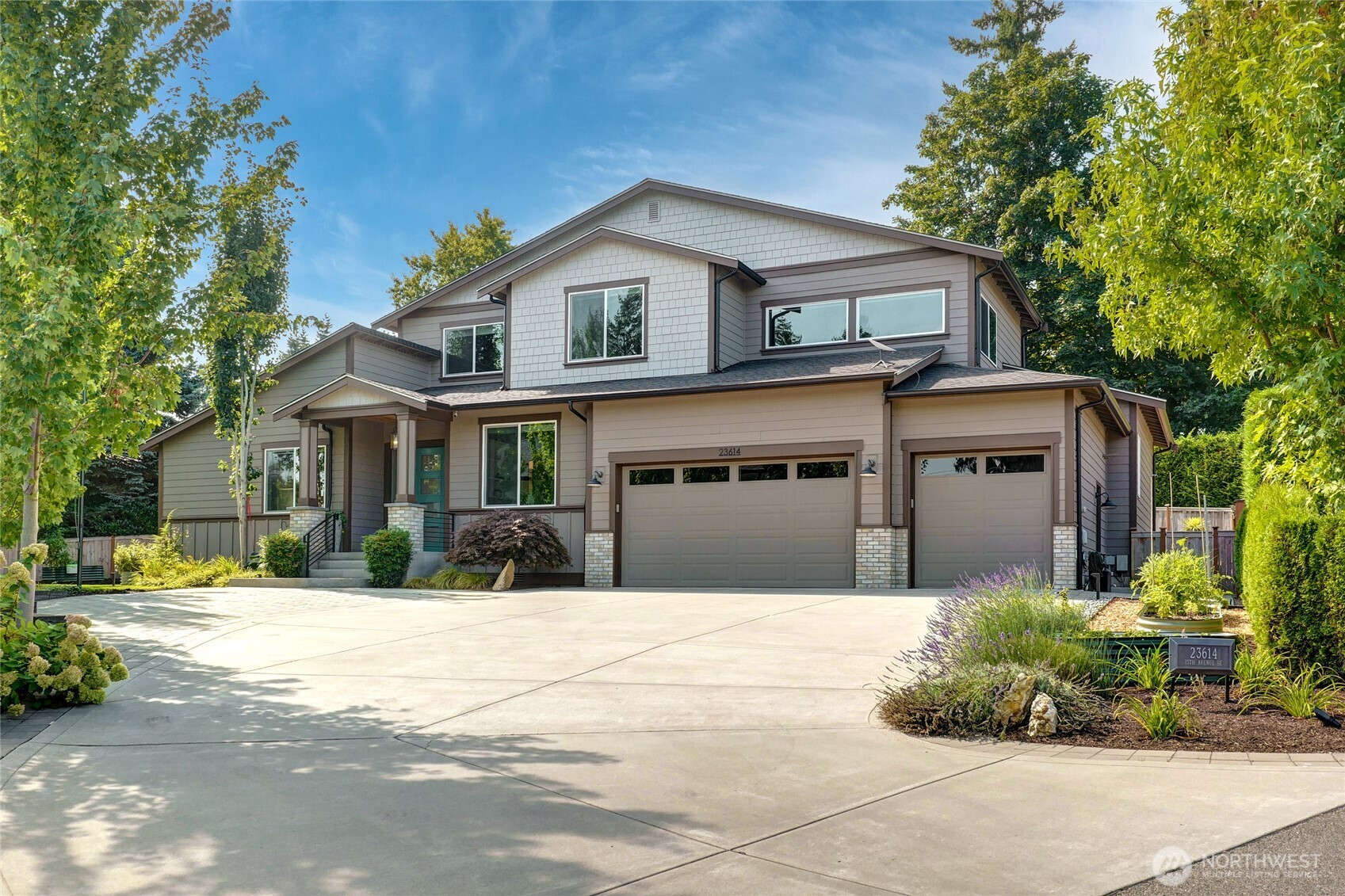 23614 15th Avenue SE, Bothell, WA 98021