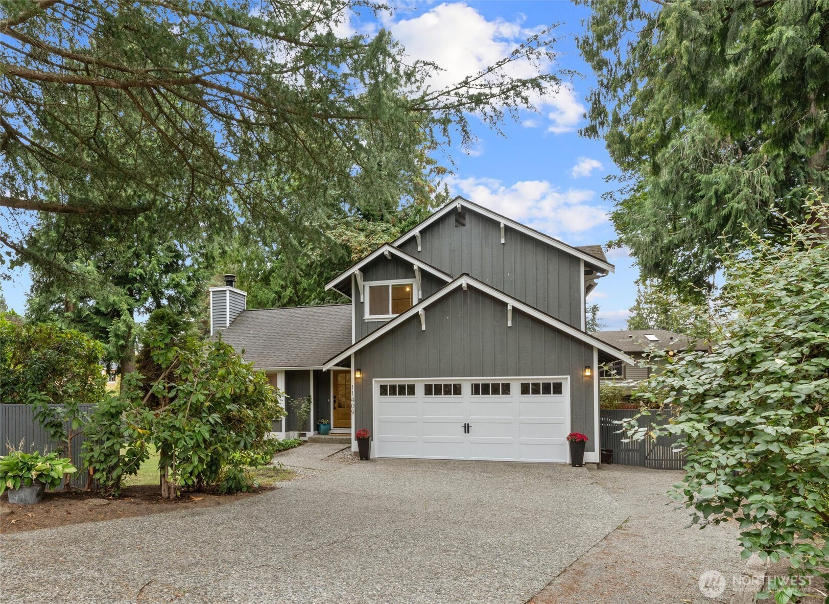 11409 107th Place NE, Kirkland, WA 98033