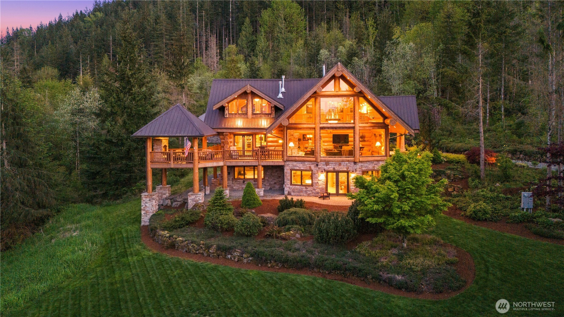 16323 Reserve Drive SE, North Bend, WA 98045