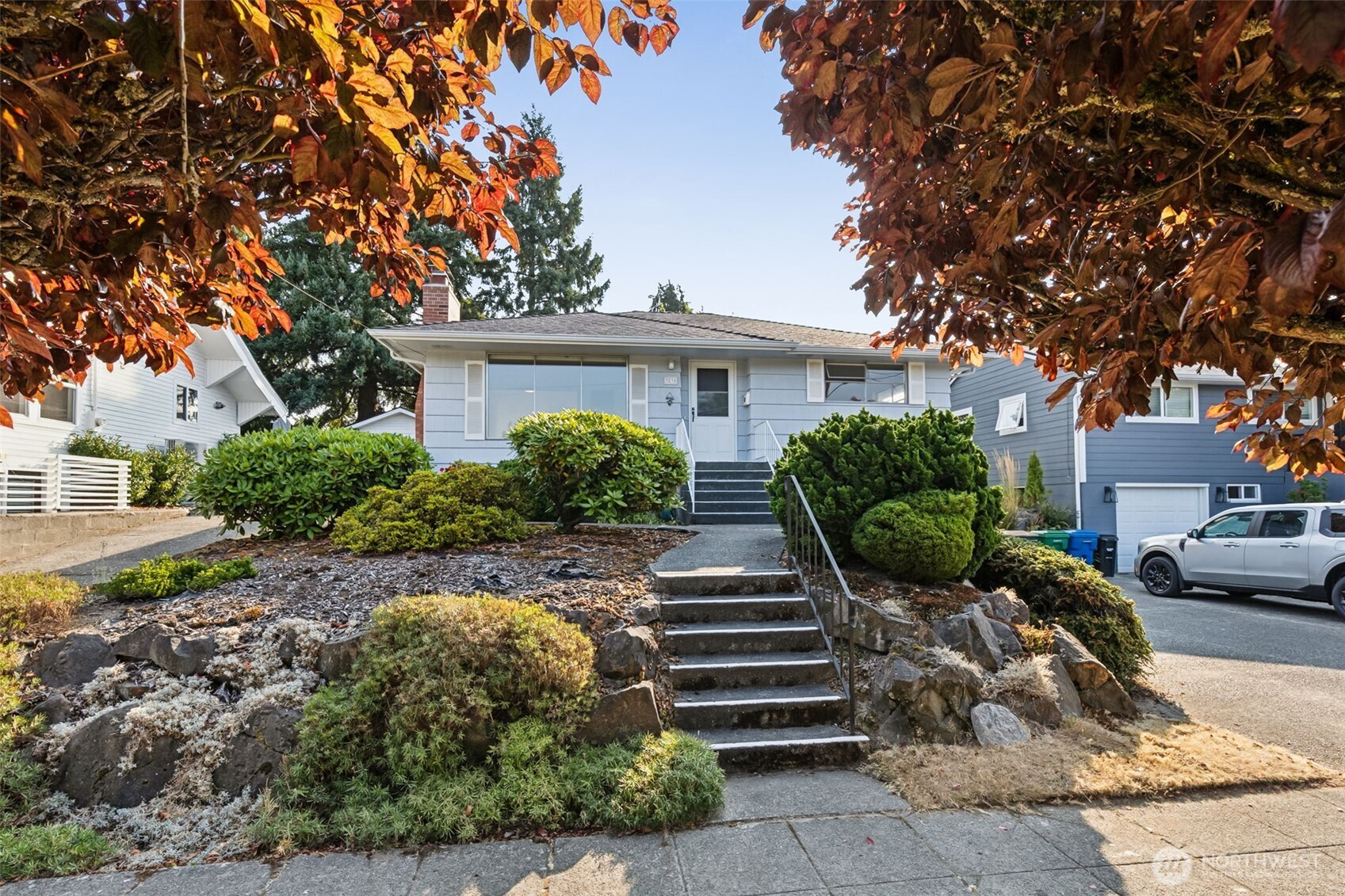 3236 38th Avenue SW, Seattle, WA 98126