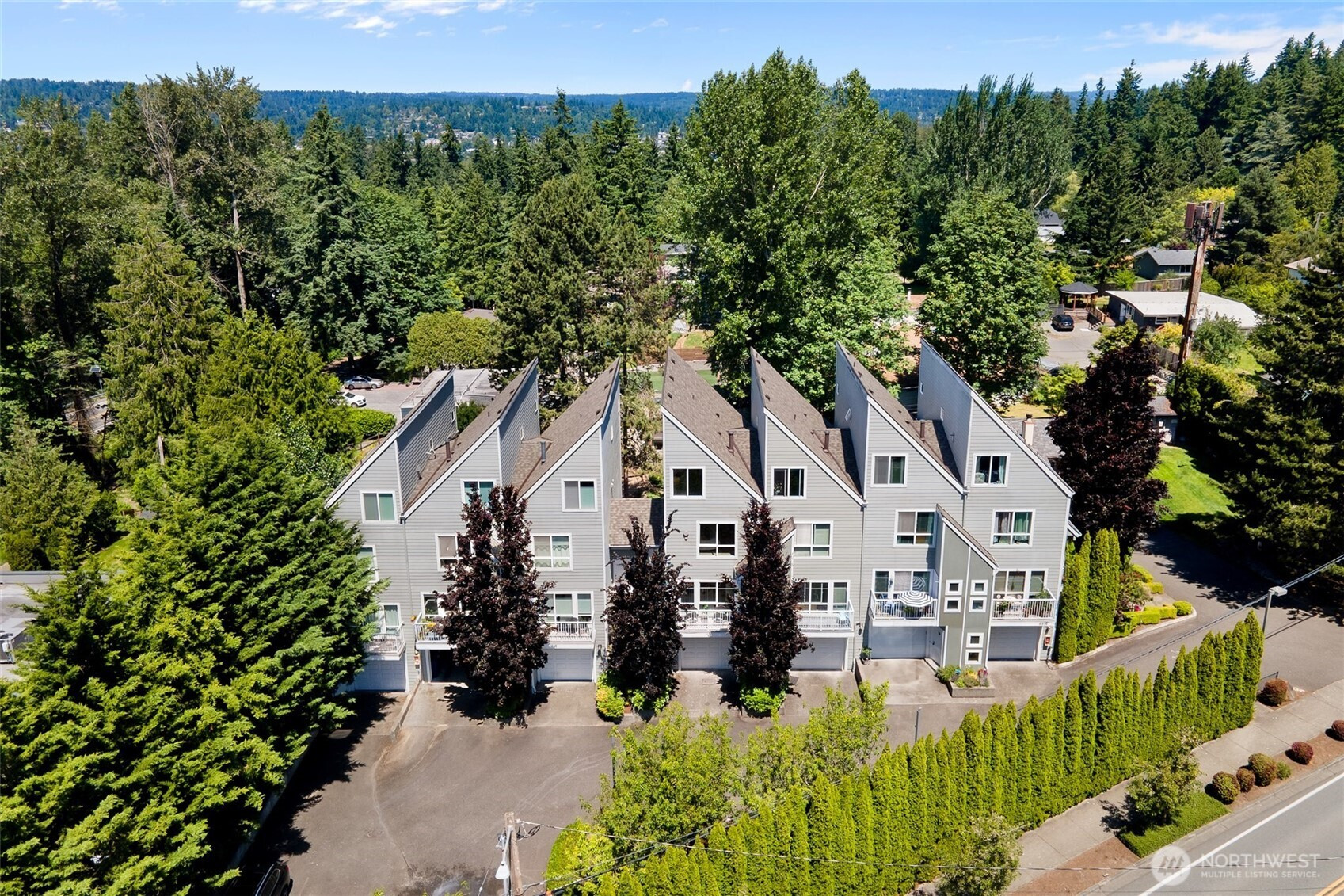 6816 NE 153rd Place, Kenmore, WA 98028