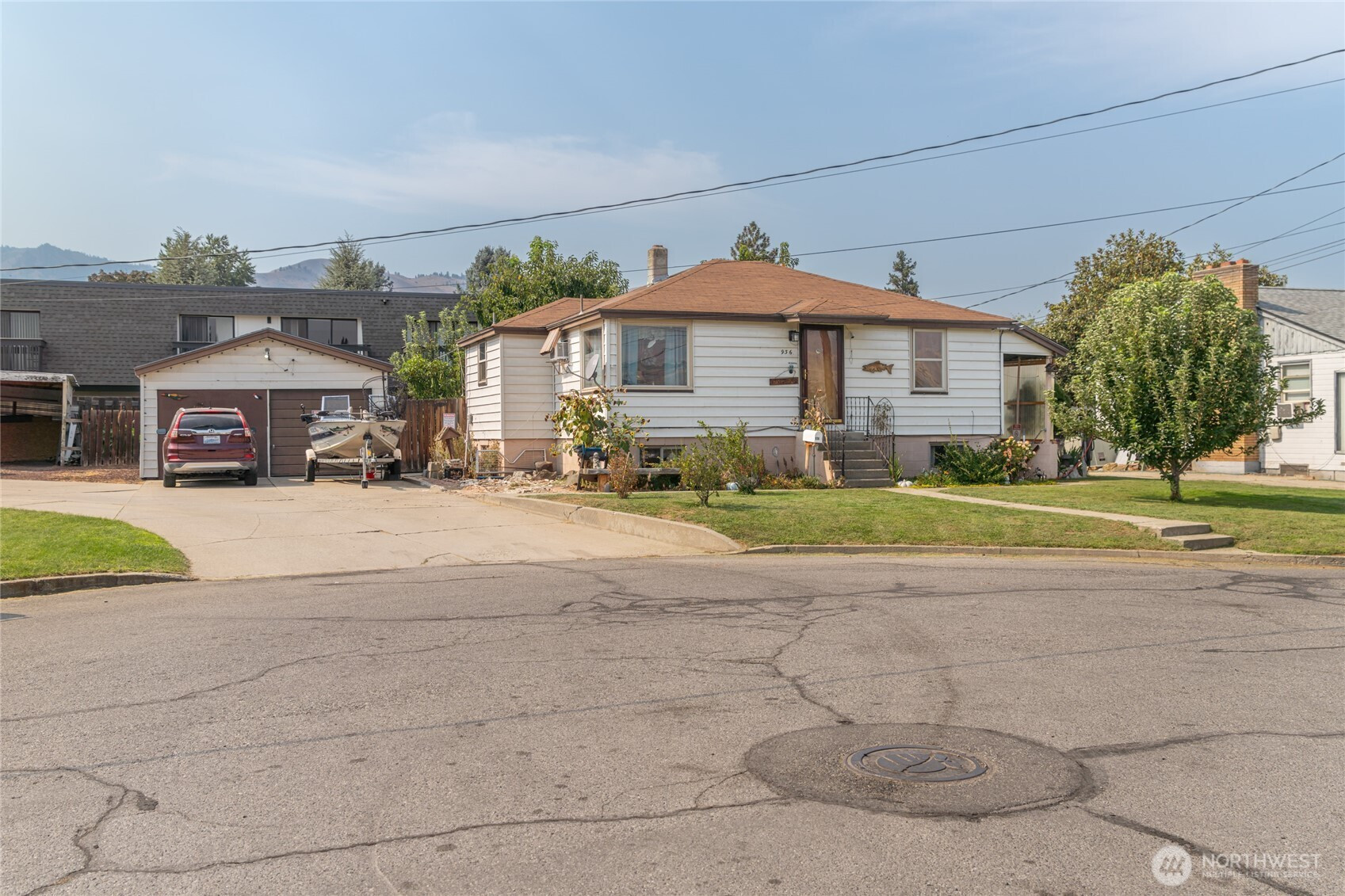 936 Vassar Avenue, Wenatchee, WA 98801